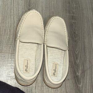 My Pillow leather house  slippers . Perfect condition.